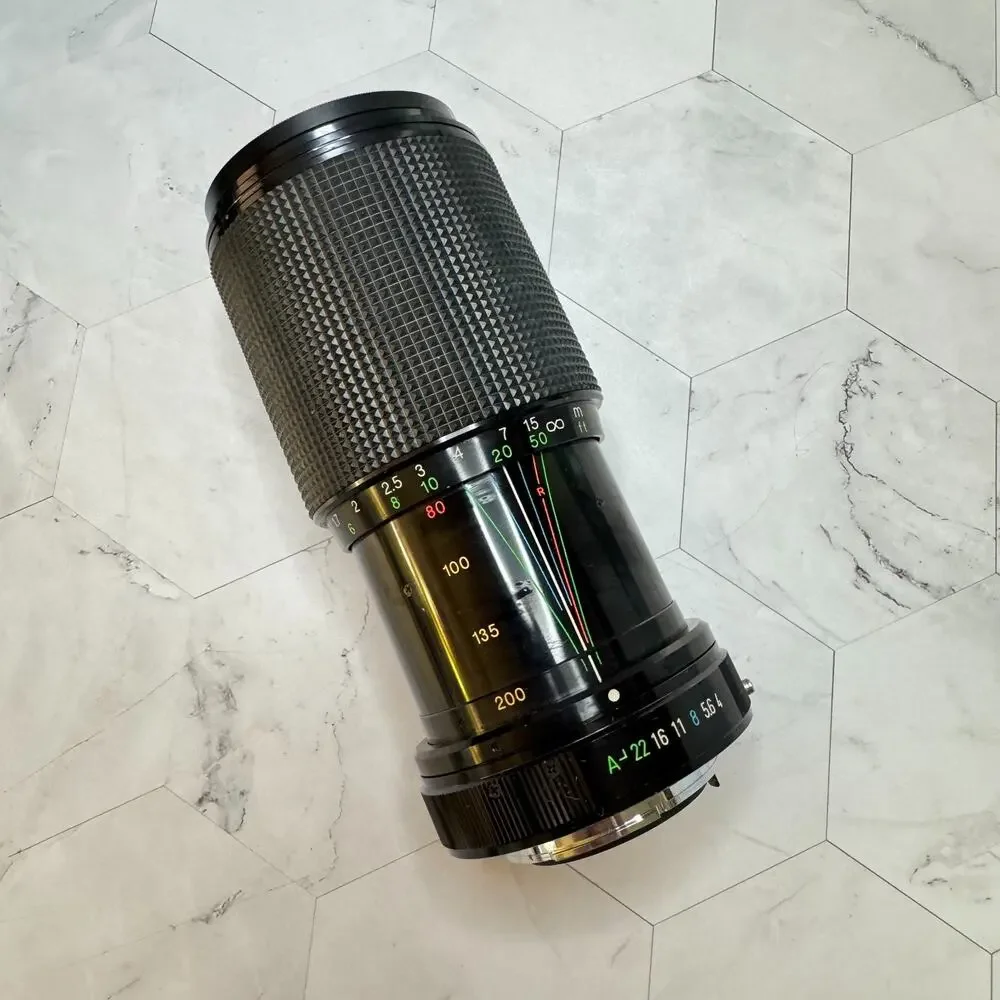 Vivitar Zoom Lens 80-200mm 1:4 55 mm JAPAN No. 84016451 in Sigma Hard Case EUC